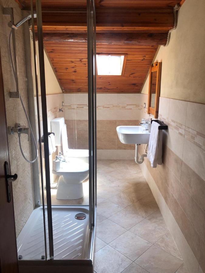 La Mansarda Di Casa Vacanze La Vite Bordogna Екстериор снимка