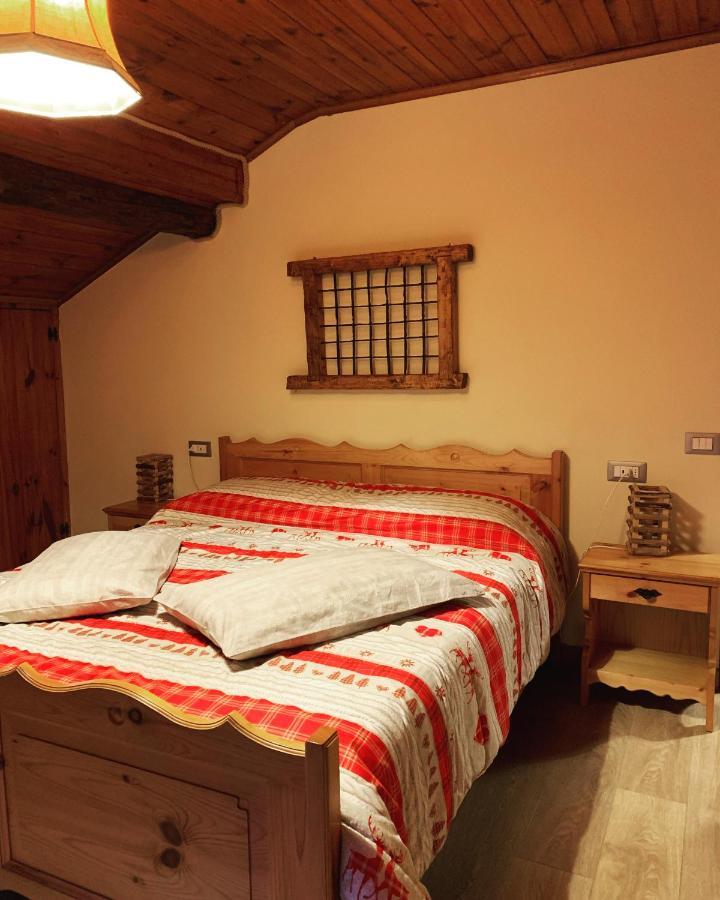 La Mansarda Di Casa Vacanze La Vite Bordogna Екстериор снимка